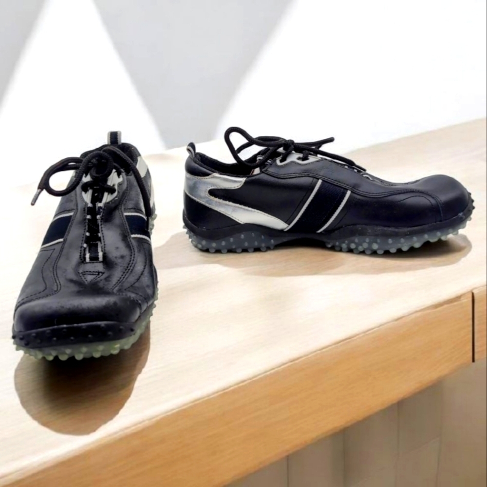 Soho Men's Black and Silver Athletic Shoes Spike Soles Sz 9.5 NWT